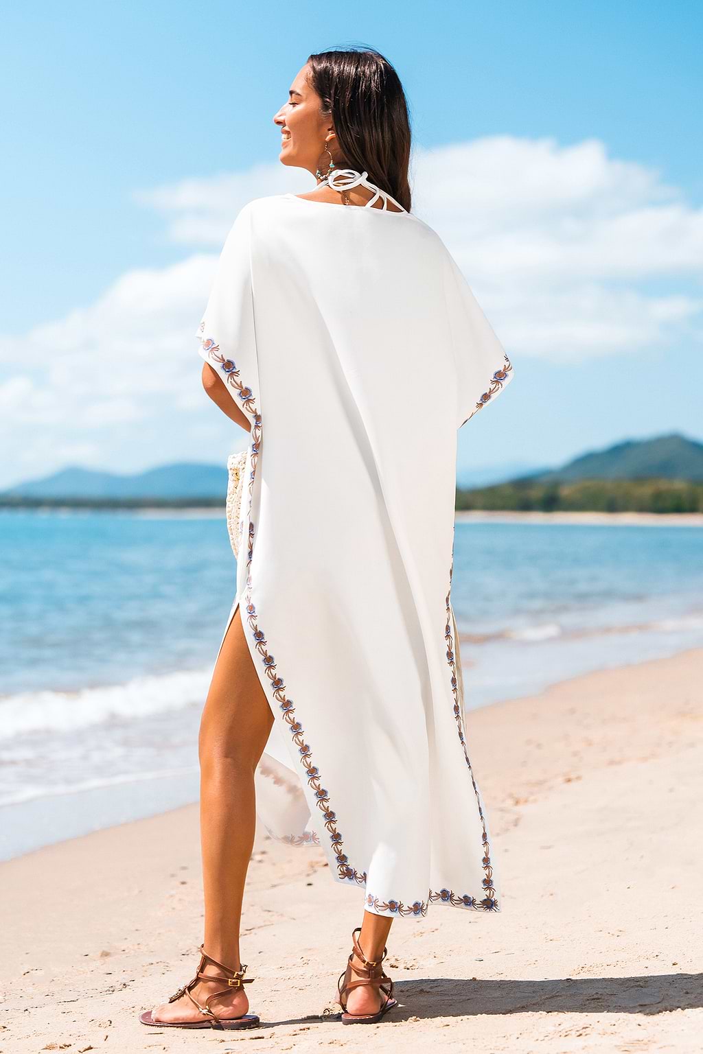 Weißes Halbärmel Maxi-Strandkleid mit Seitenschlitz