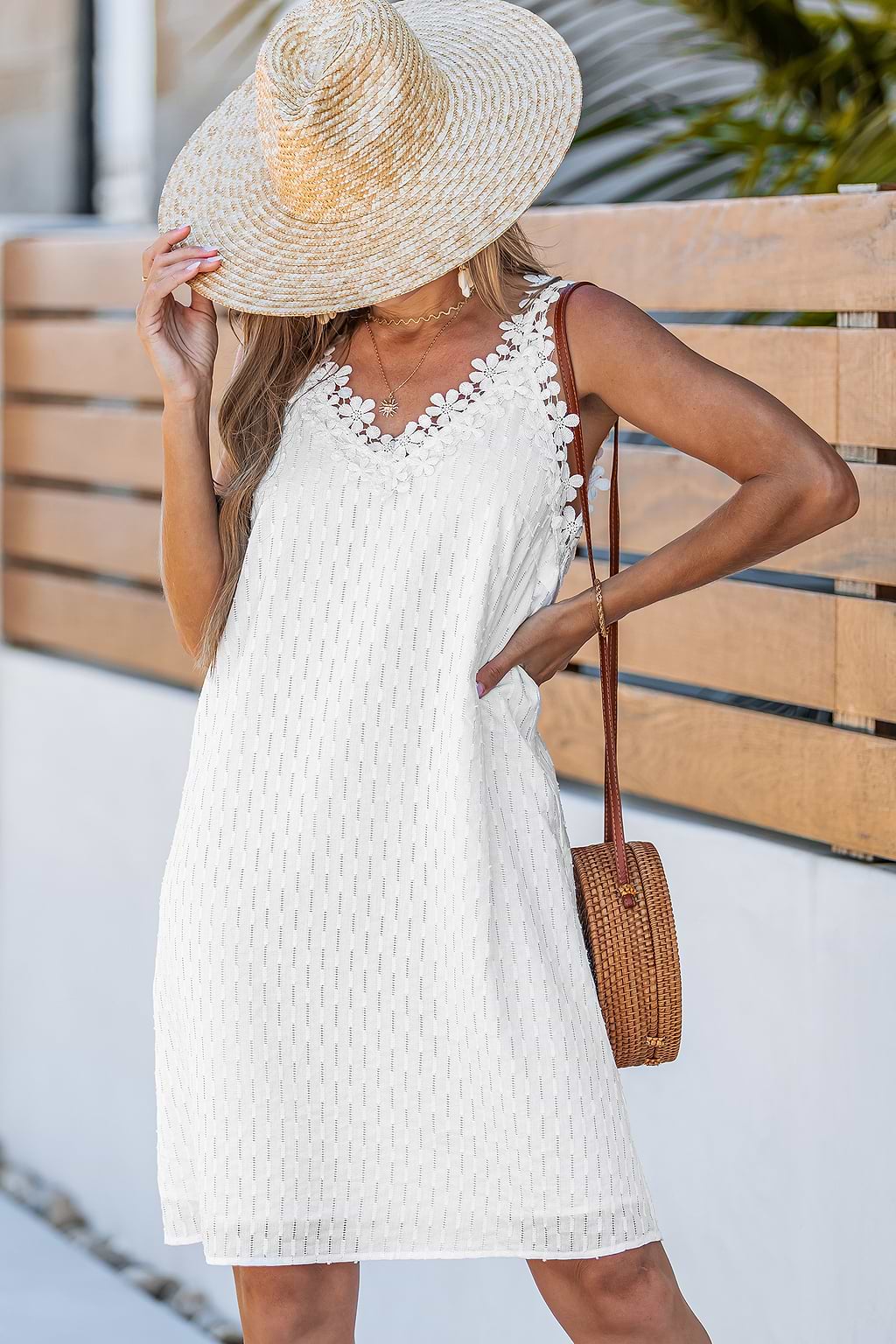 Daisy Kiss White Mini Dress