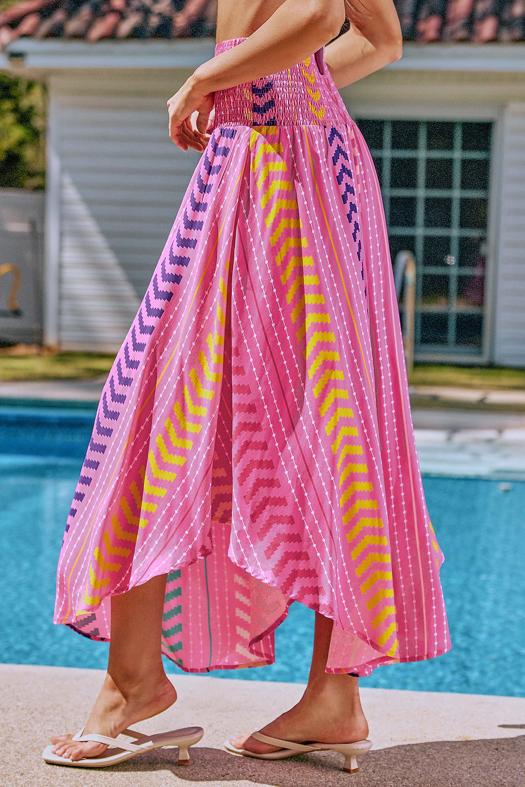 Vibrant Mood Chevron Cover-Up Sarong