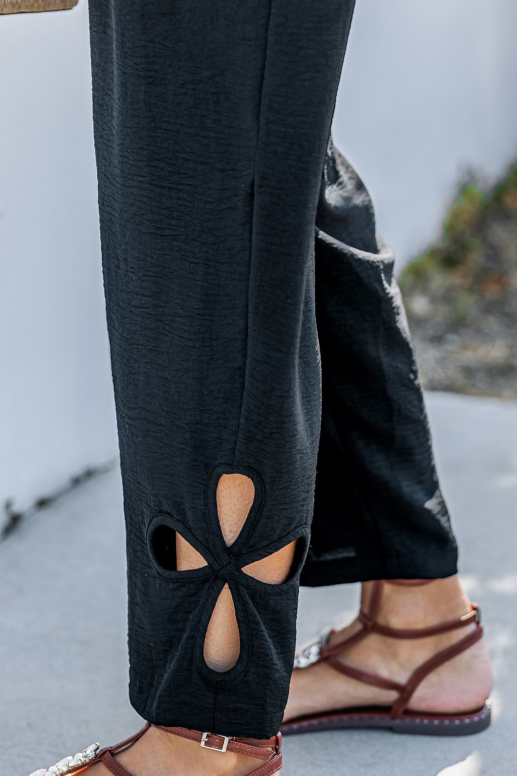Pantalon noir jambe fuselée à poches
