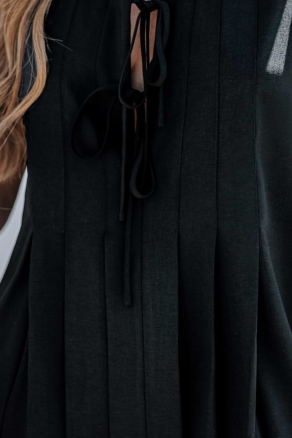 Vestido mini negro Carbon Copy