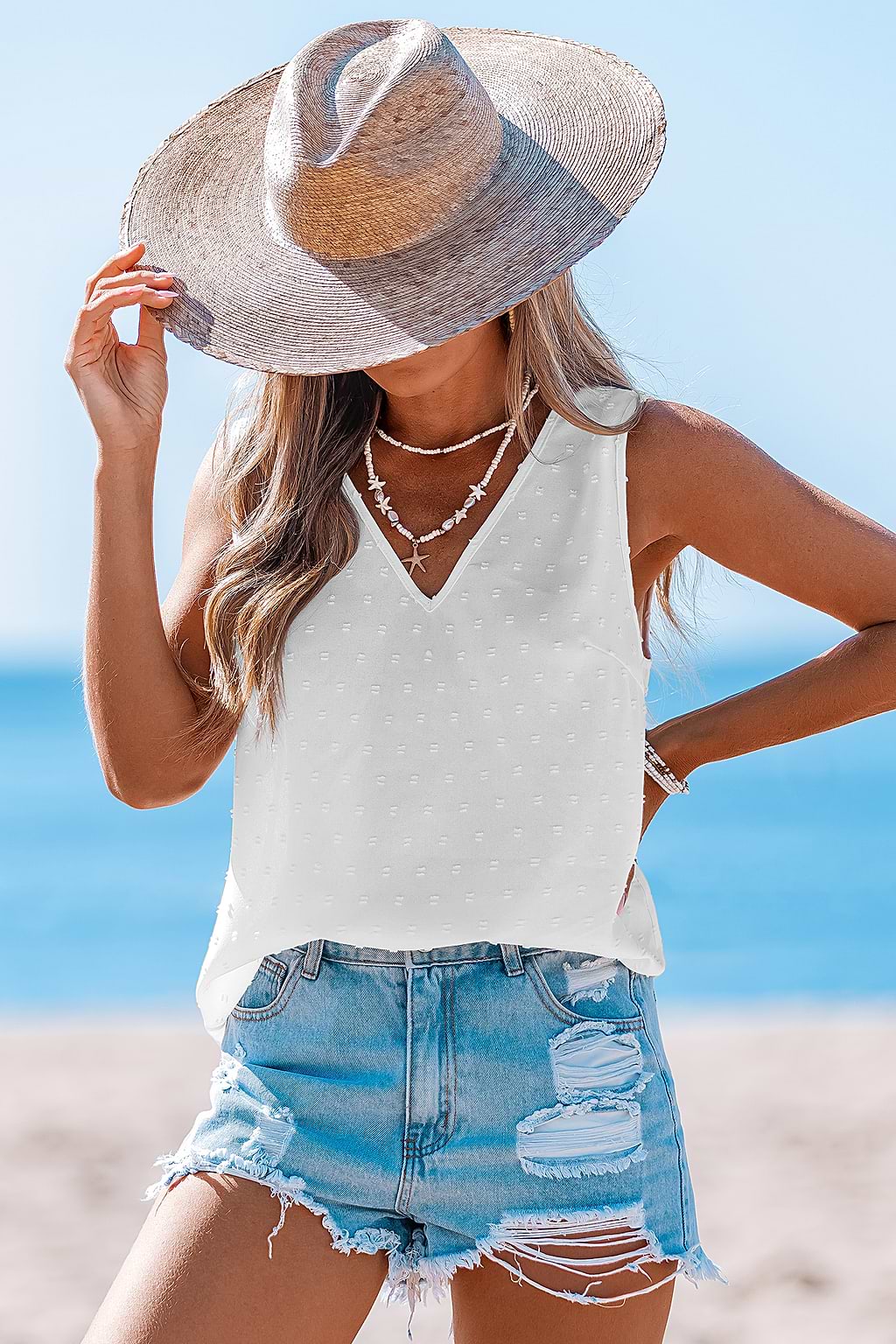 Débardeur blanc col V découpe au dos