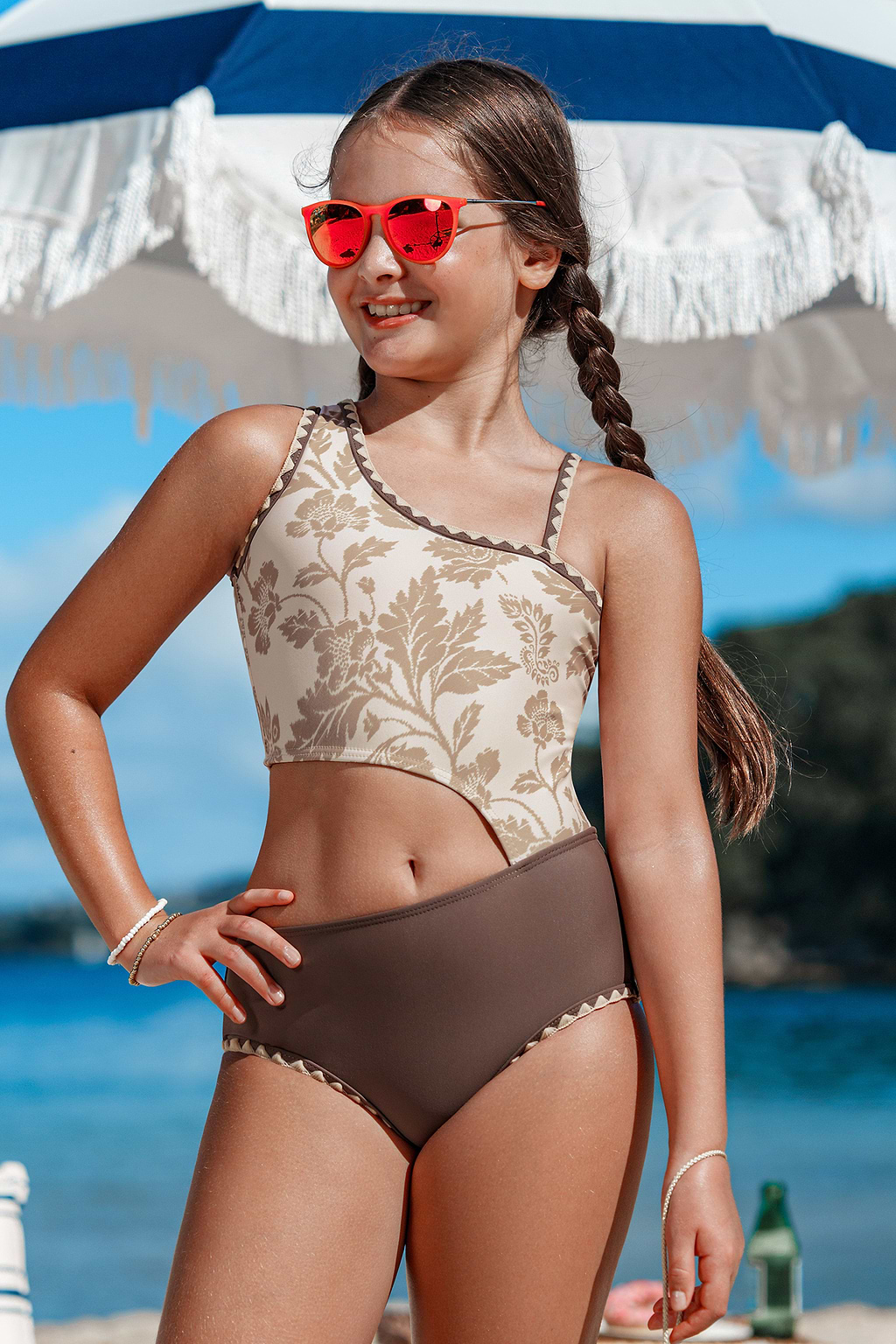 Jednoczęściowy kostium kąpielowy Coral Bud Floral