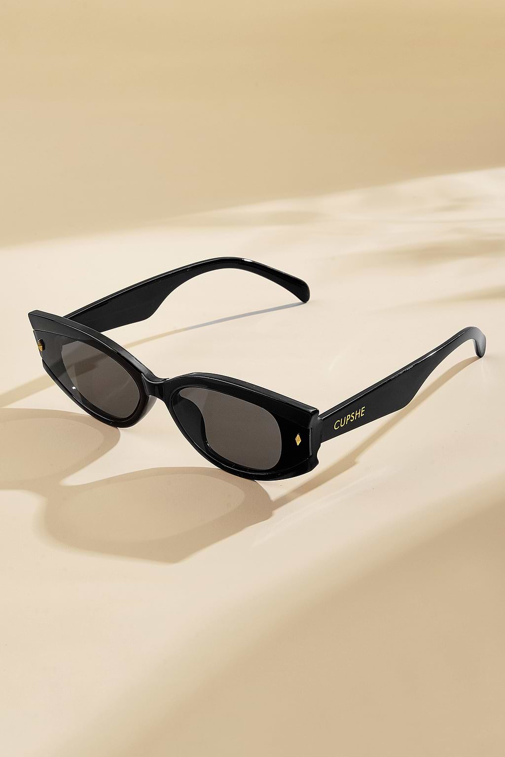 Coastal Cool Black Sunglasses