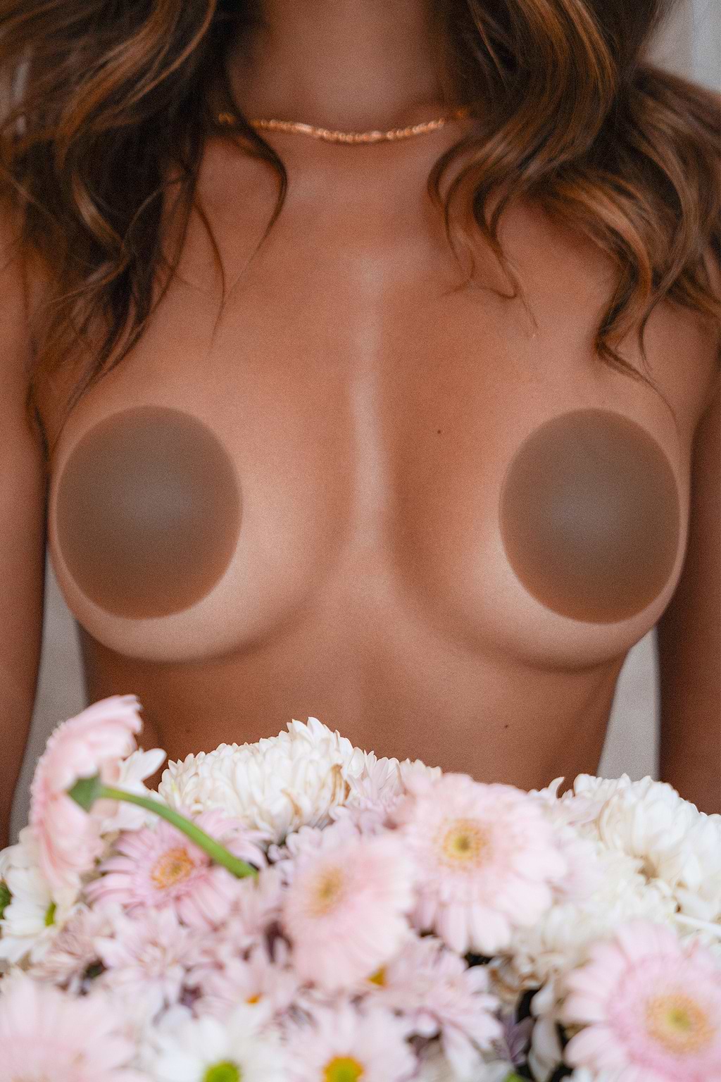 Neutrale nahtlose Nippel-Covers