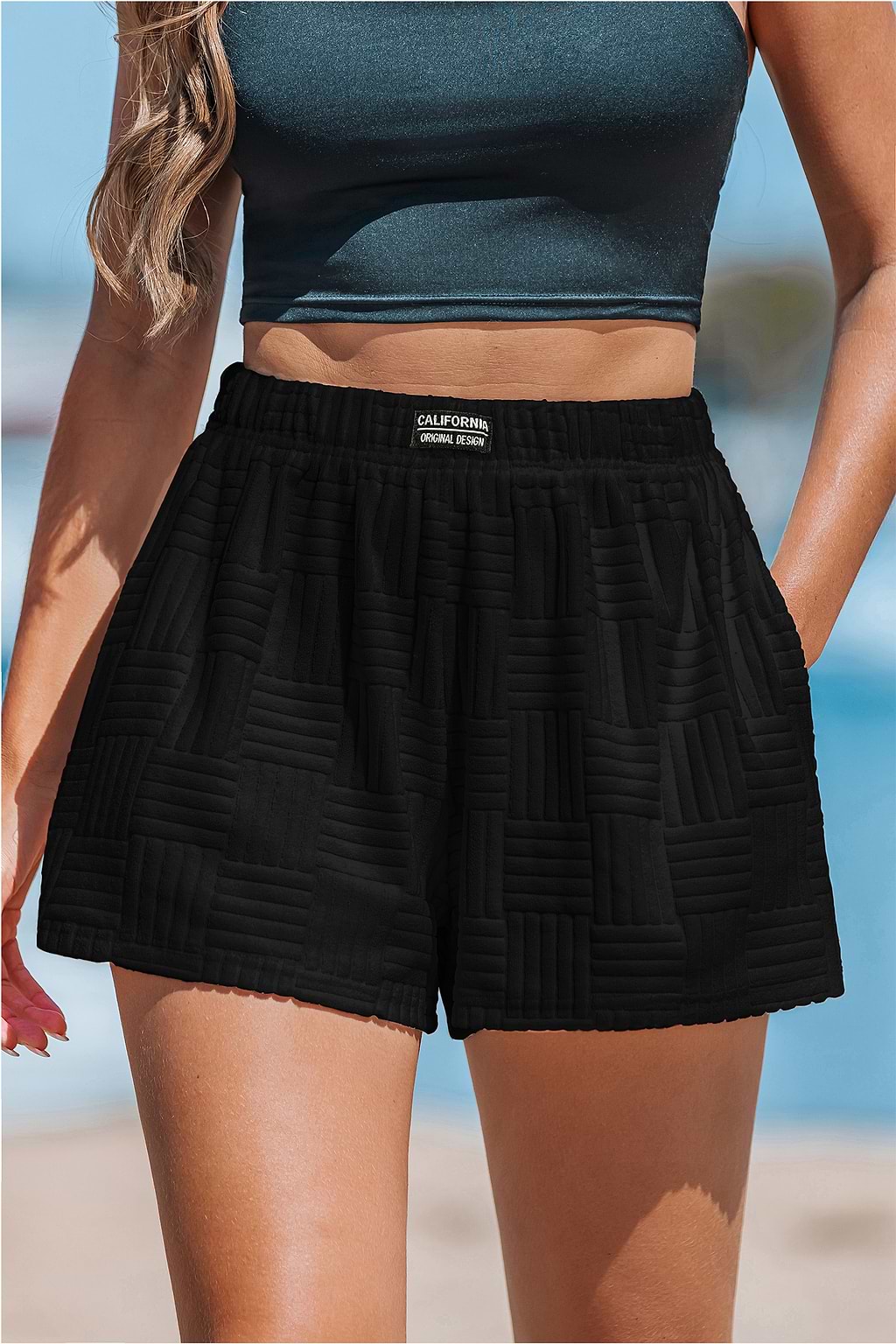 Everyday Mode Black Shorts