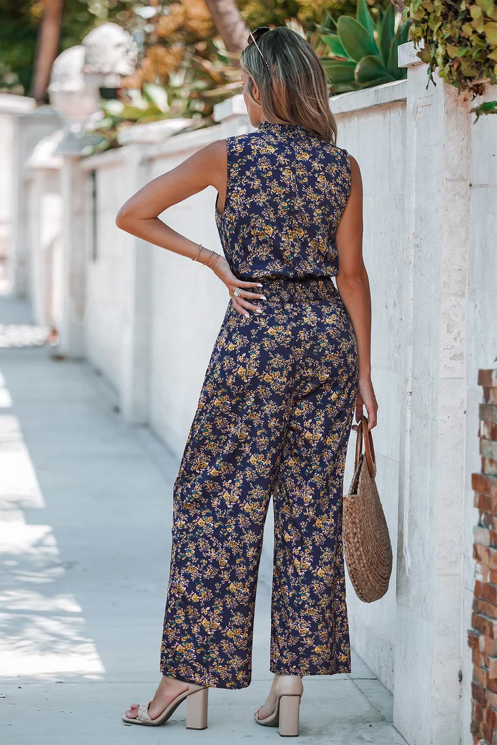 Hoher Ausschnitt Jumpsuit mit Blumenmuster