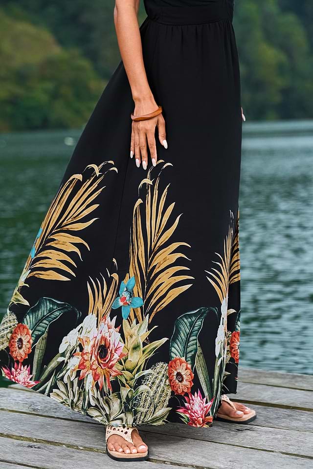 black tropical maxi dress Black Tropical Plunging V-Neck Maxi Dress for Beach Vacation