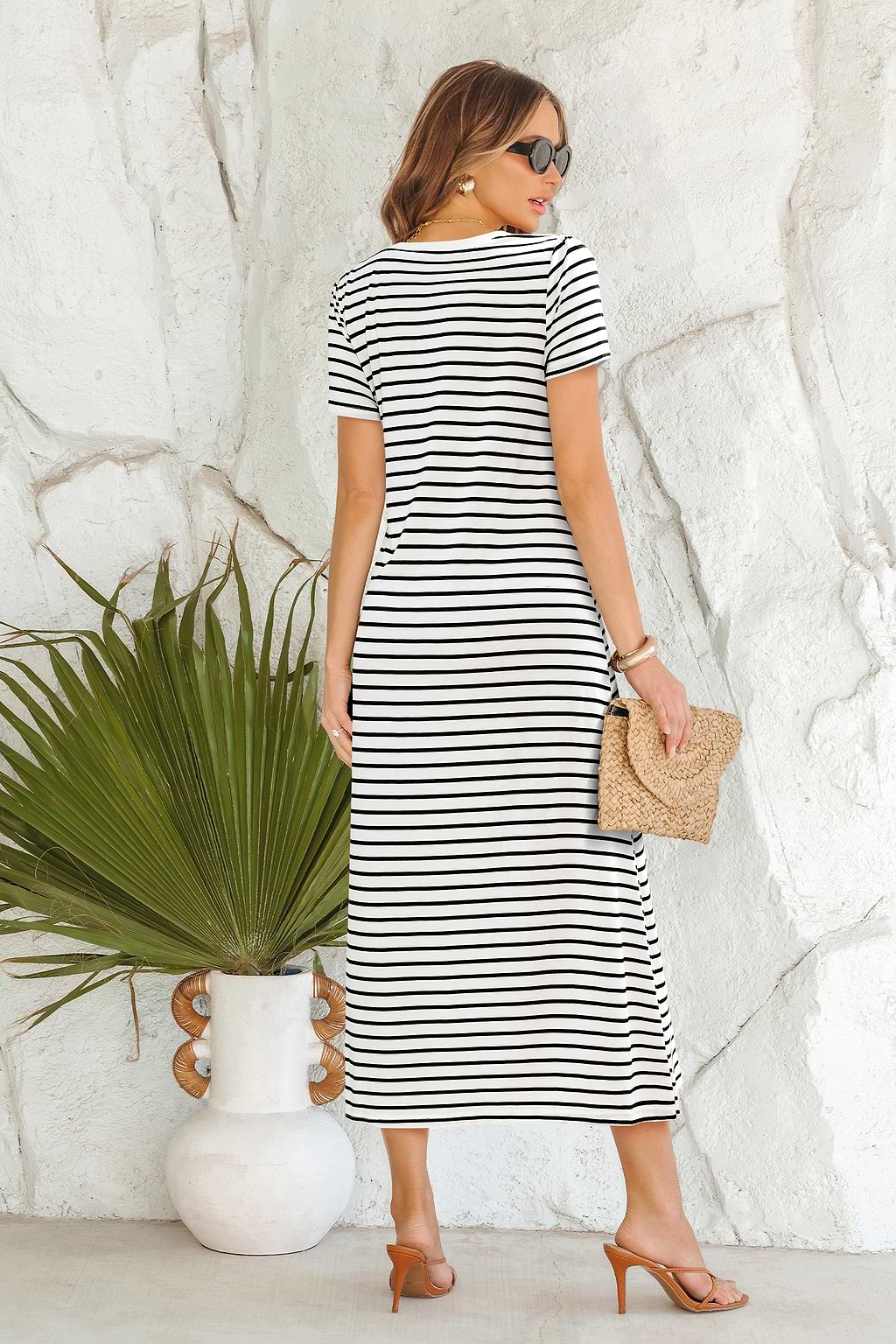 Robe longue à rayures col rond