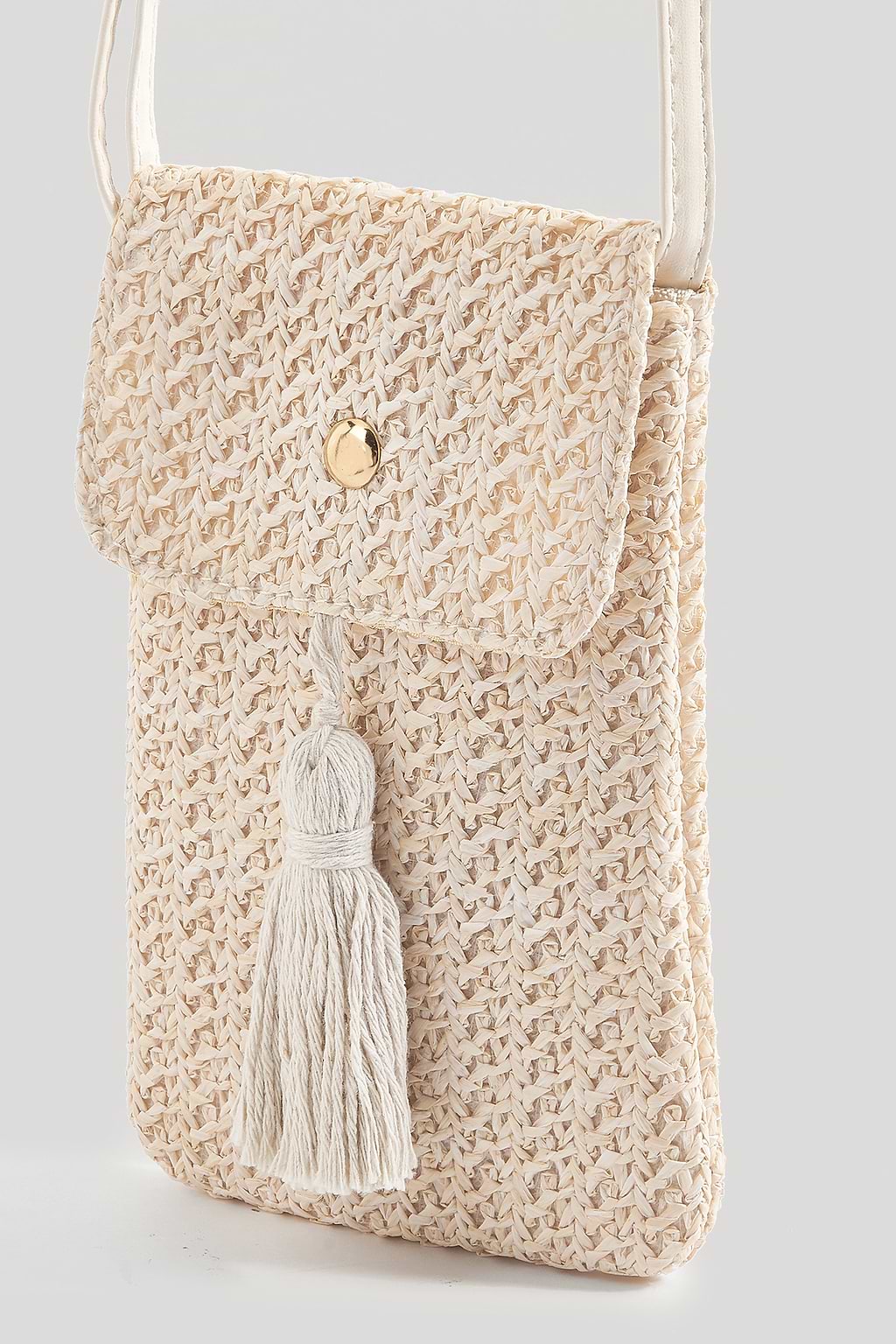 Strohtasche mit Quastendetail