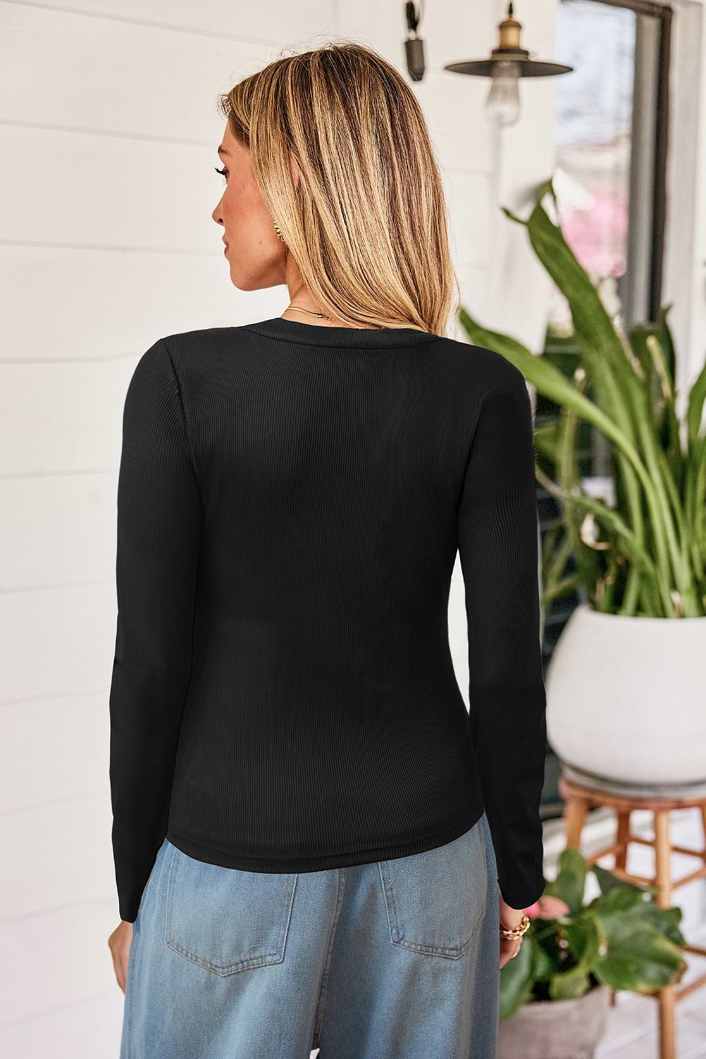 Top noir soutien-gorge intégré