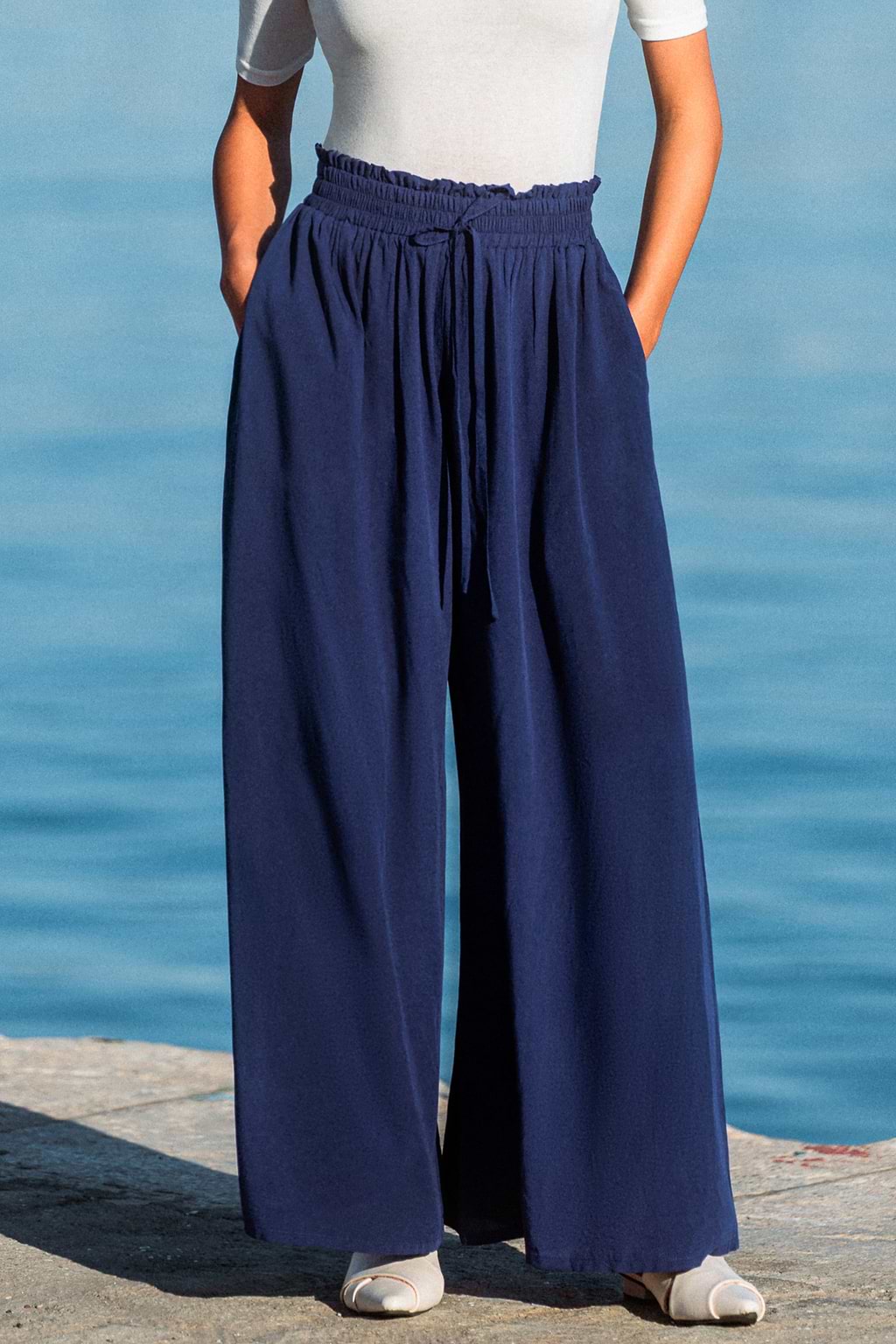 Light and Loose Blue Trousers