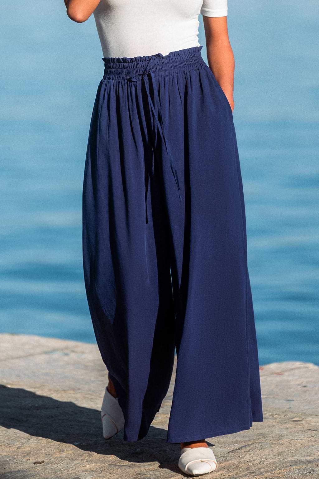 Light and Loose Blue Trousers