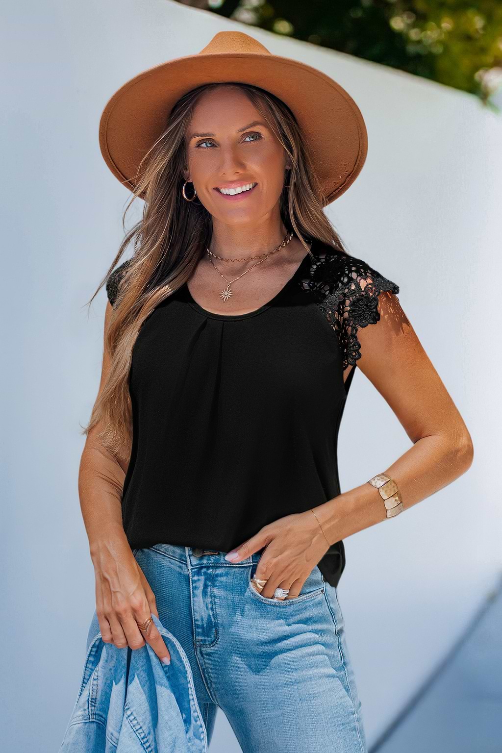 Top negro brillante de fin de semana