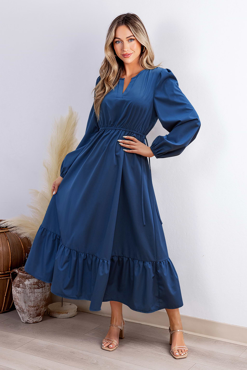 Vestido largo azul de Moonlit Avenue