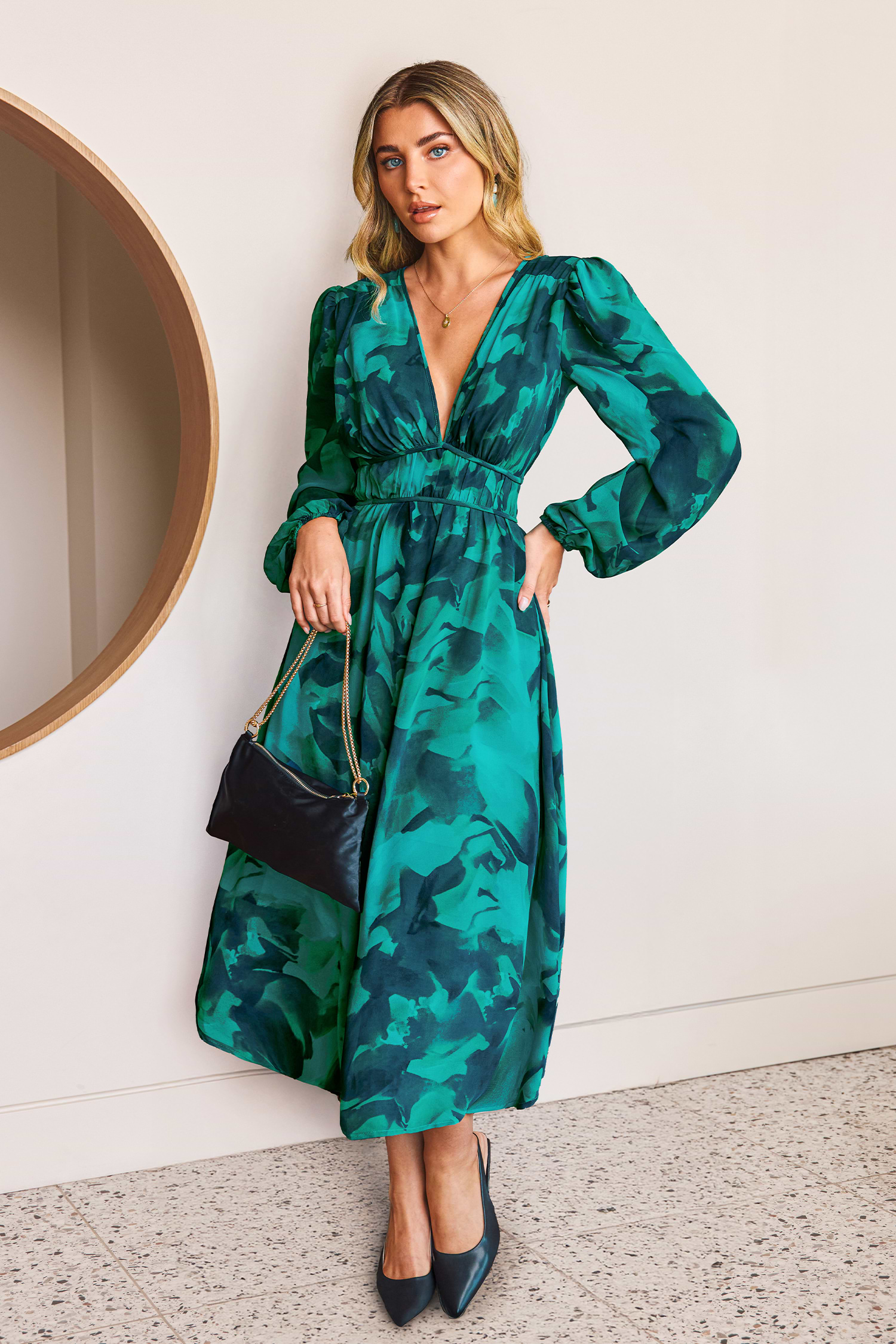archi アーキHEMP CROSS MAXI-DRESS ワンピース archi アーキHEMP CROSS MAXI-DRESS ワンピース - メルカリ