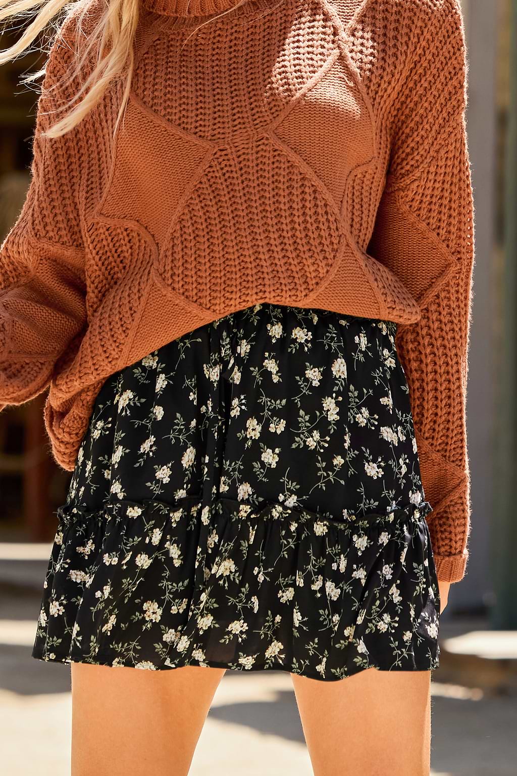 Dainty Bouquet Floral Mini Skirt