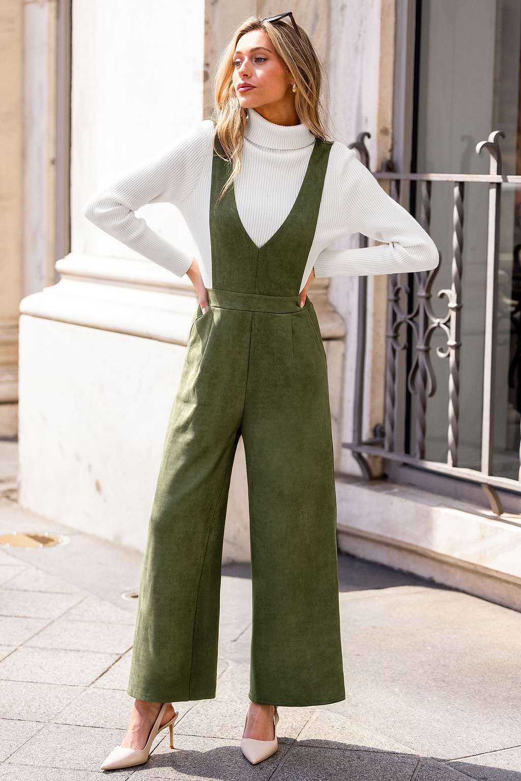 Olivgrüner Tiefer Ausschnitt Jumpsuit
