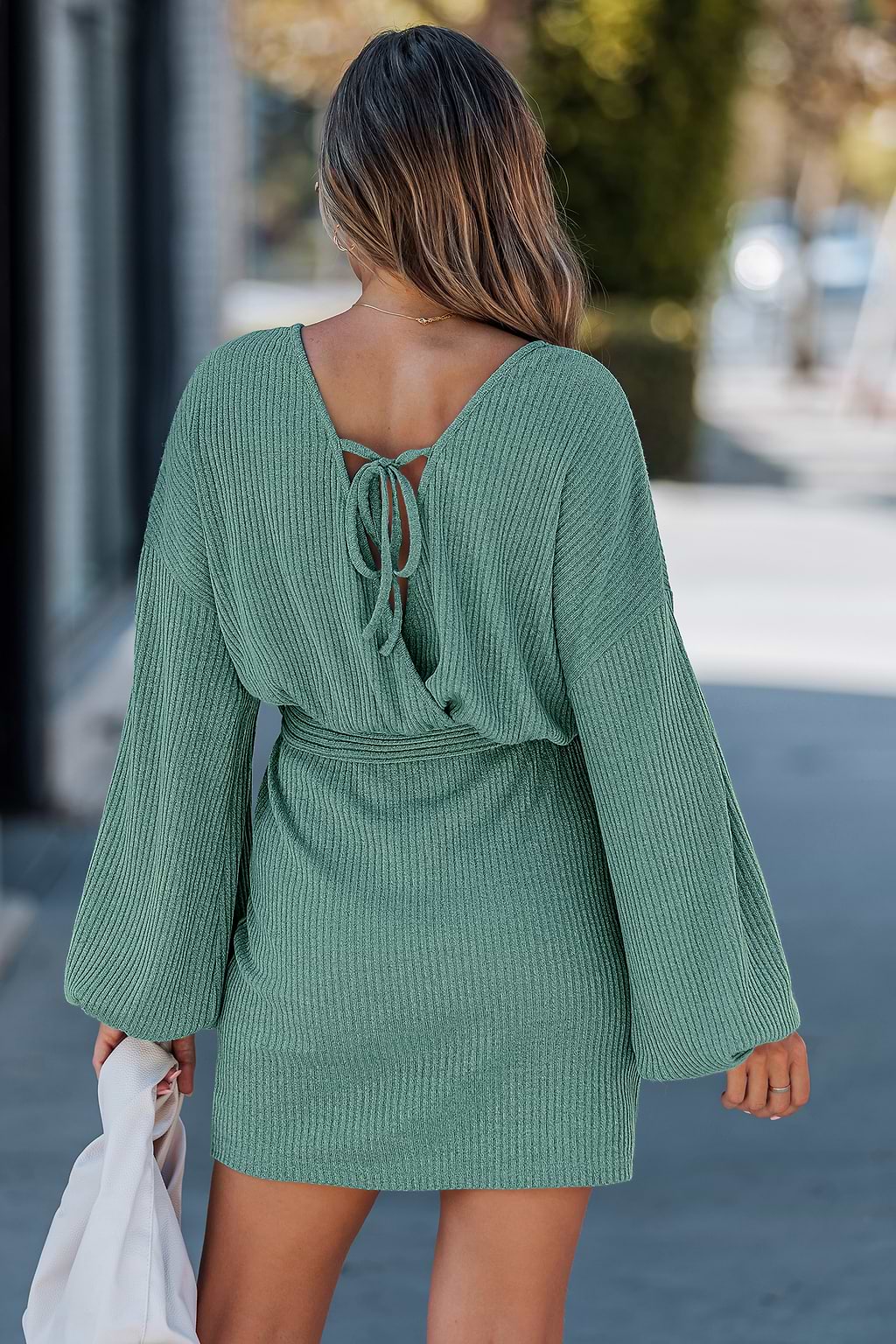 Eet je hart uit groene minijurk