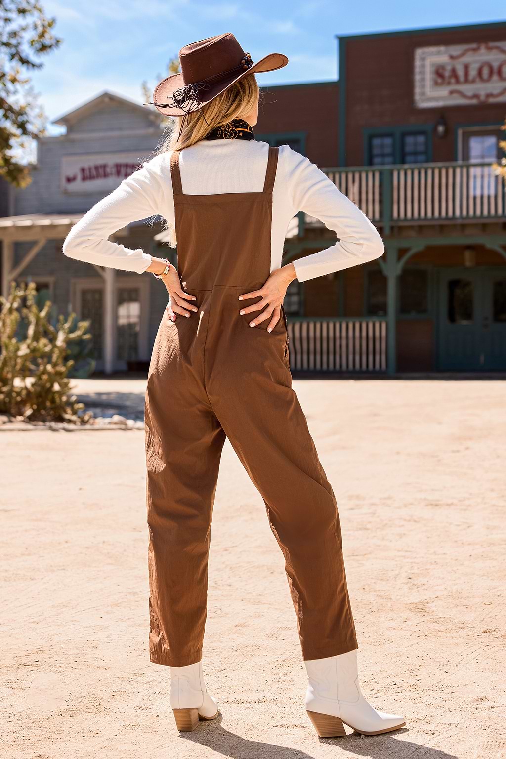 Tuta marrone casual beat