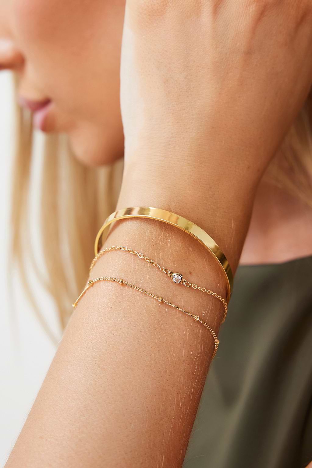Elegantes Goldfarbenes Armband-Set