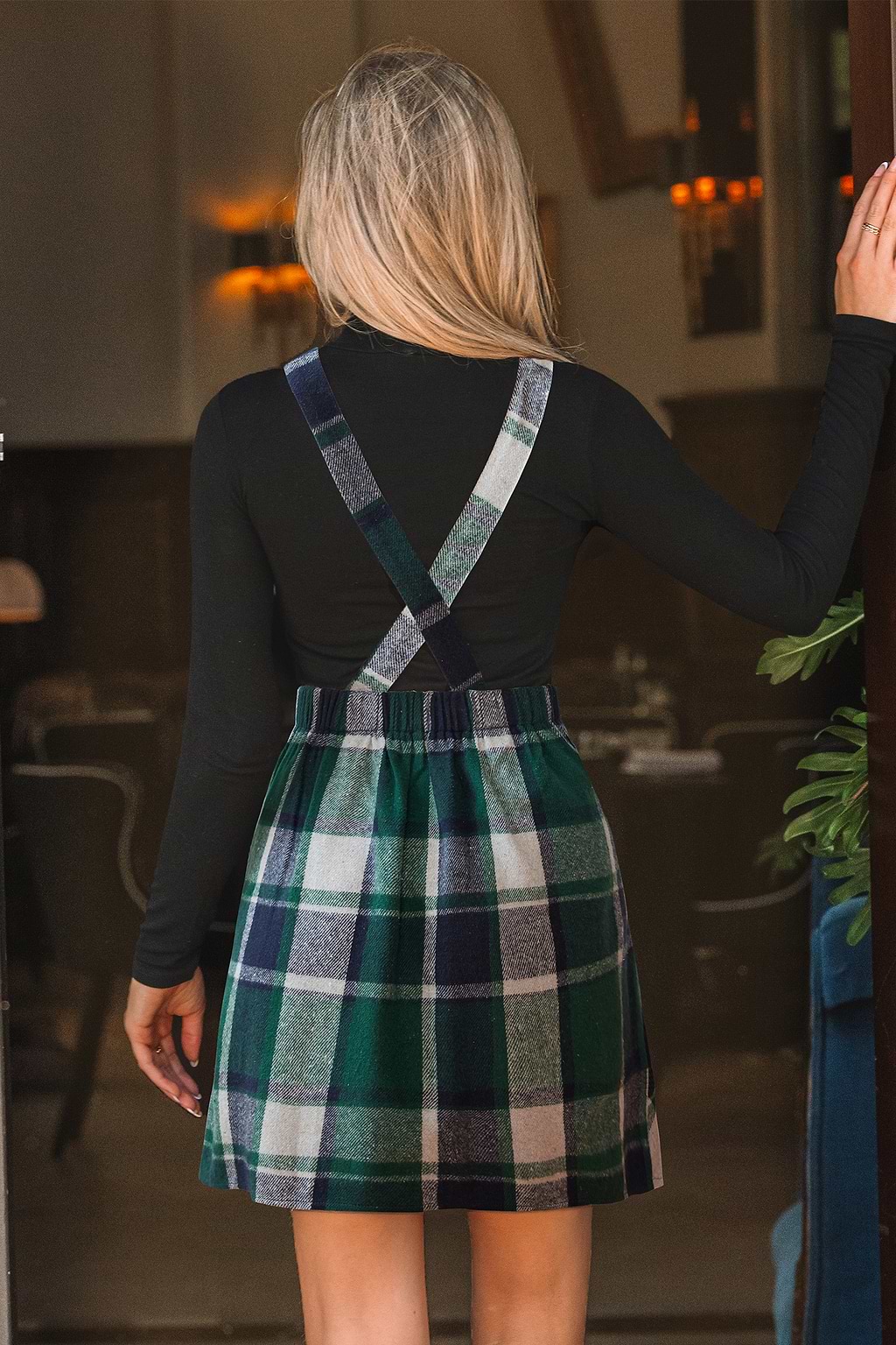 Robe courte à carreaux sans manches