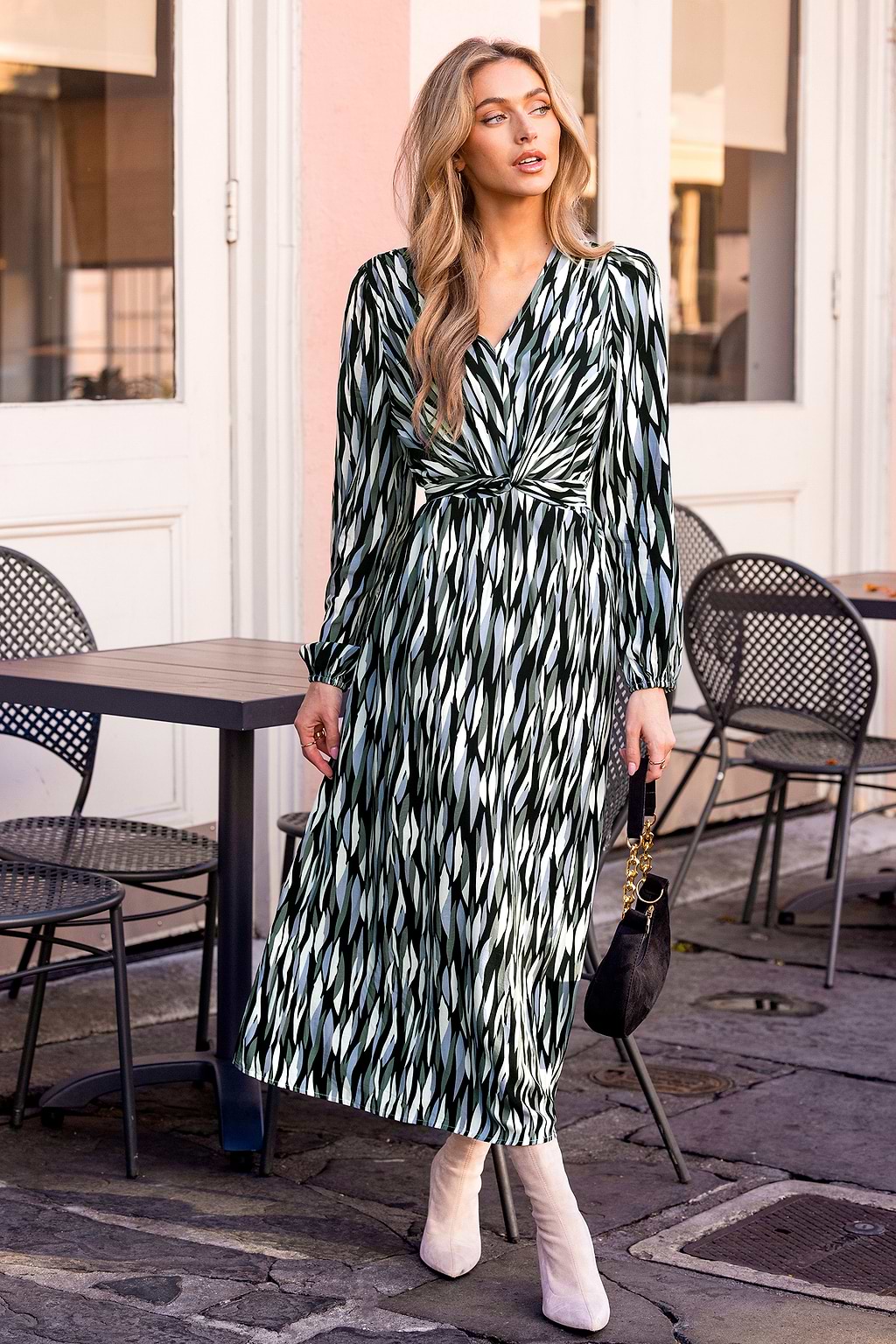 Robe à imprimé abstrait tissé col V