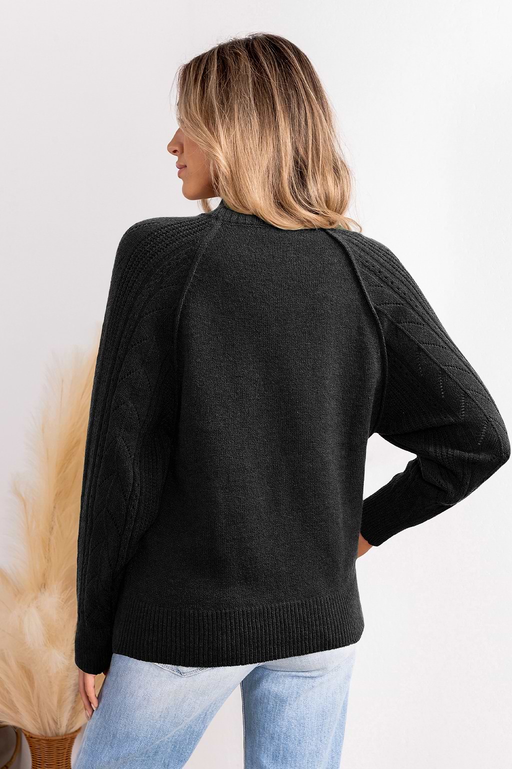 Smoky Poetry Turtleneck Black Sweater