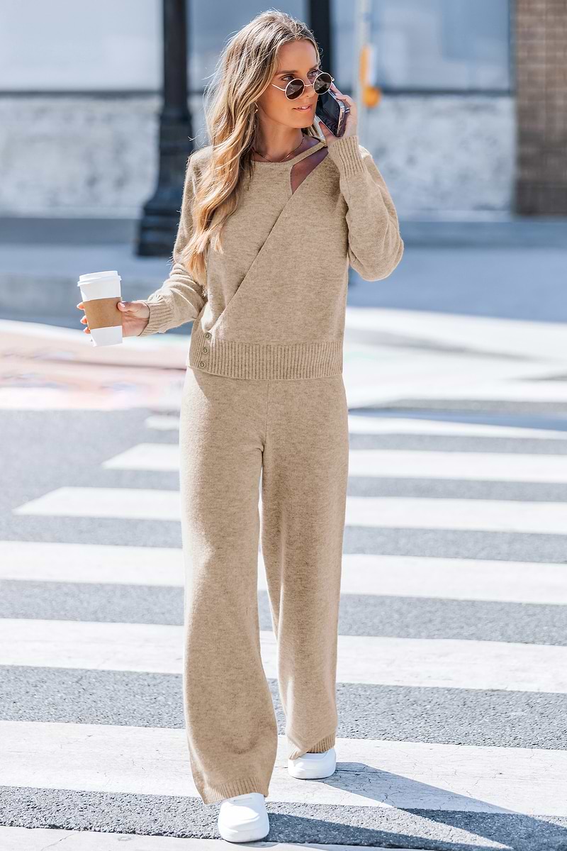 In the Know Khaki Trui