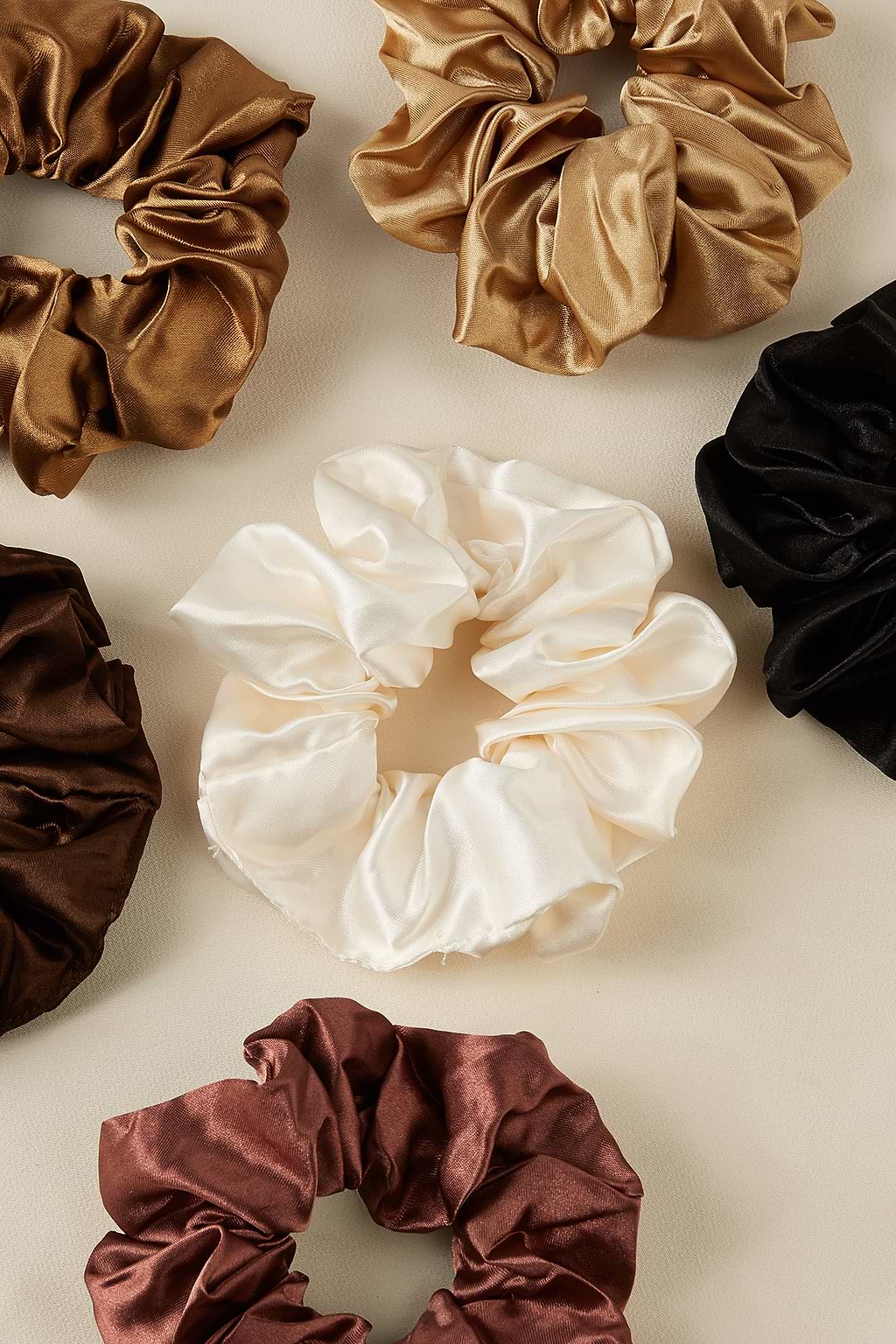 Hair Goals Neutral Scrunchie Set