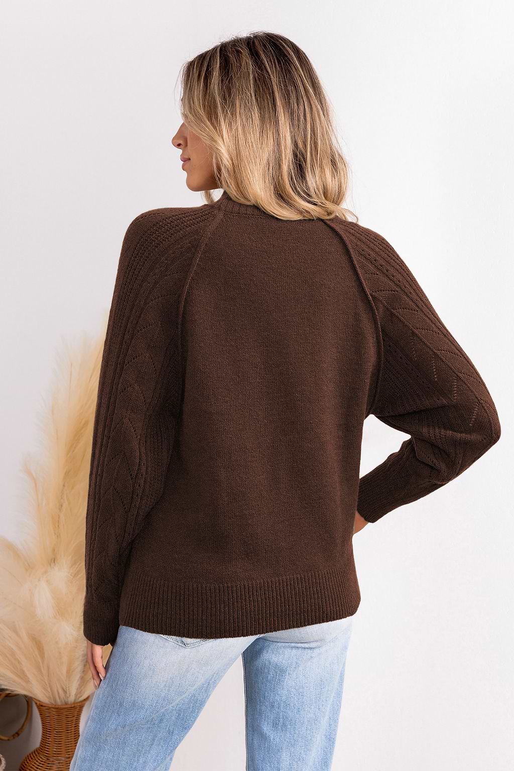 Brauner Rundhals Langarm-Pullover