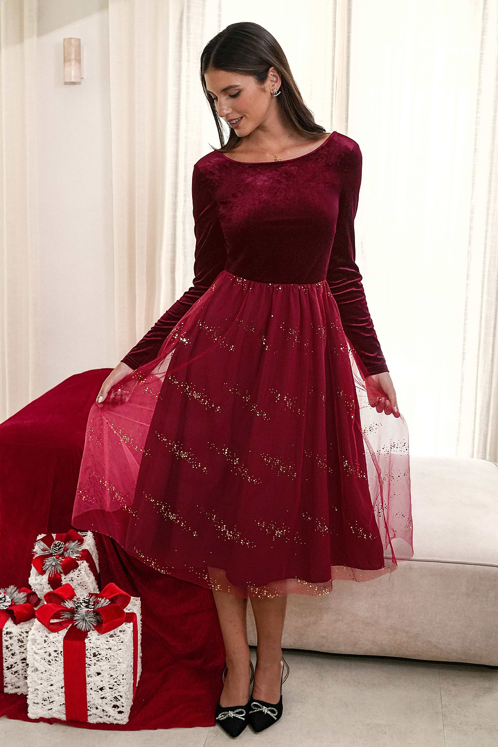 Abito midi rosso polvere d'oro