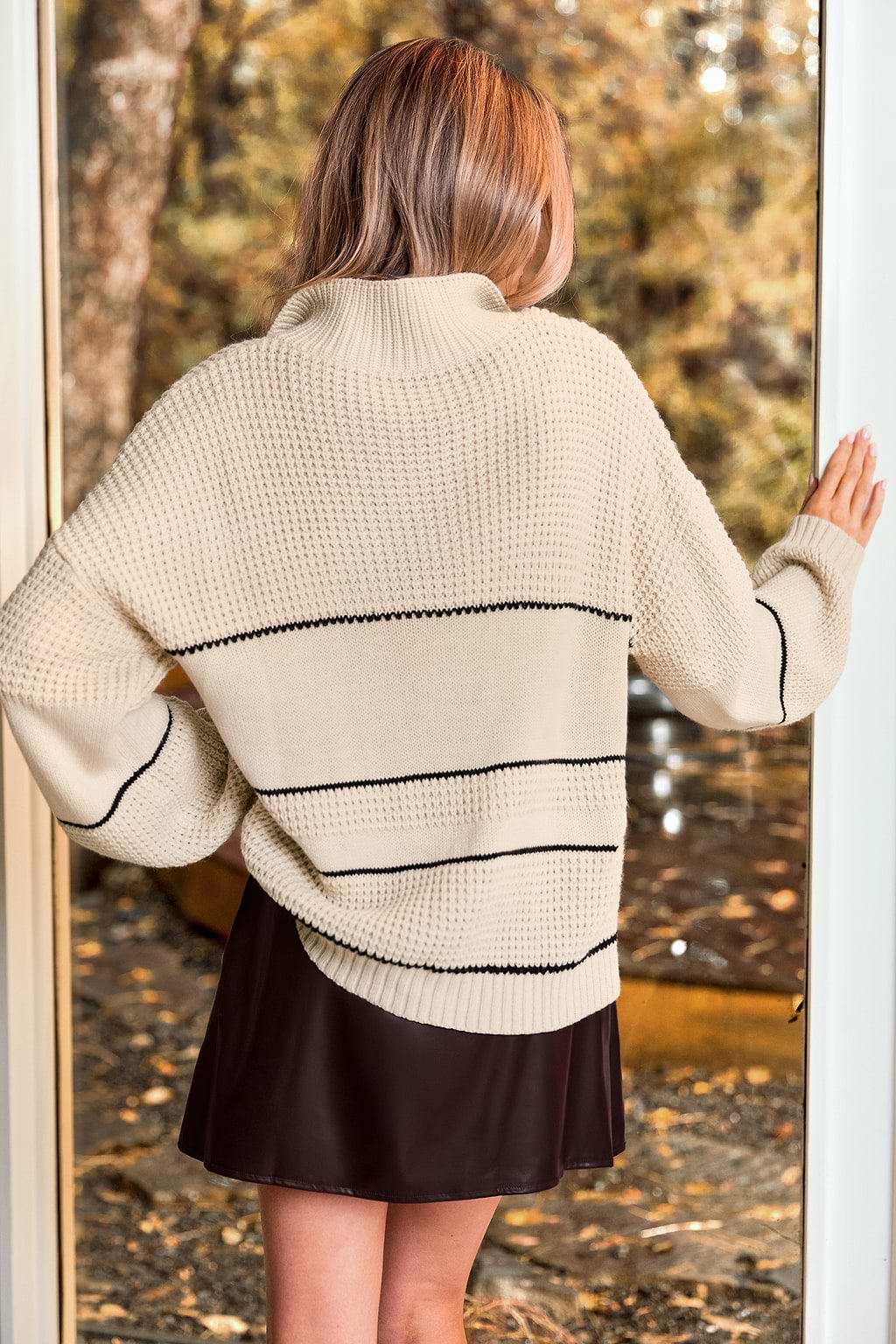Pull à rayures beige col chemise