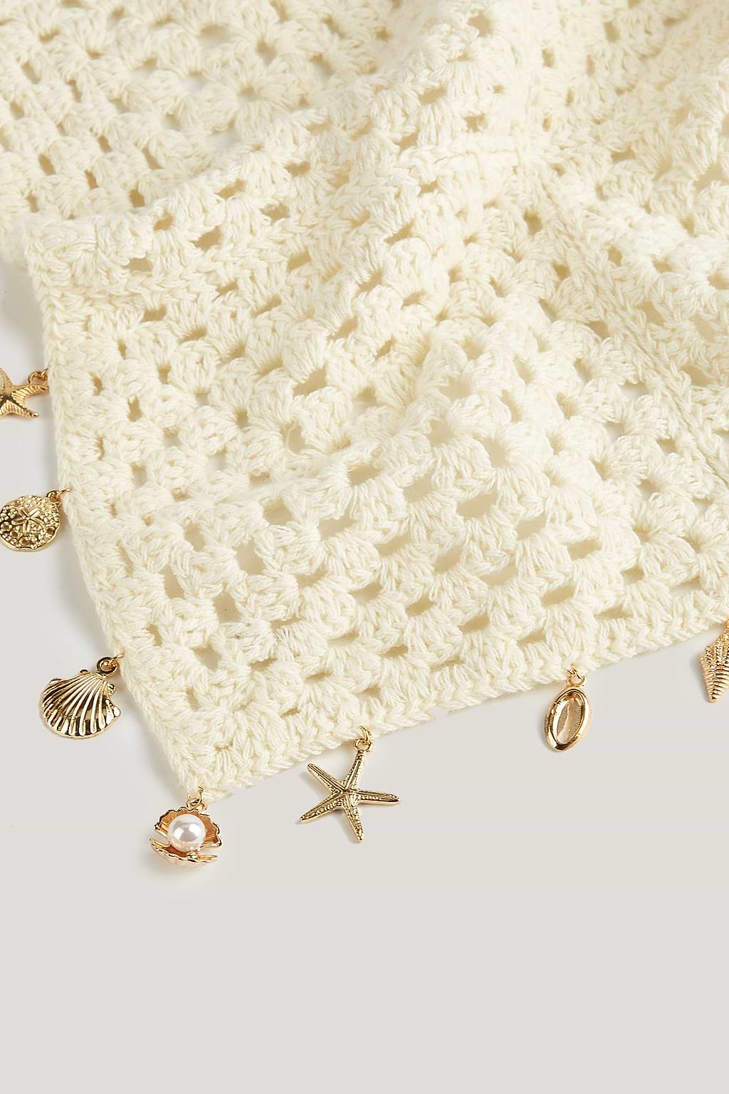 Waves & Wonders Beige Scarf