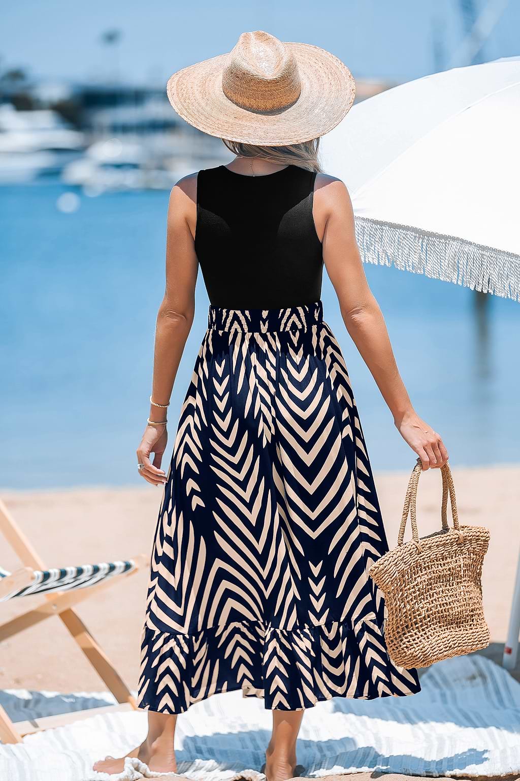 Robe midi à chevrons noire