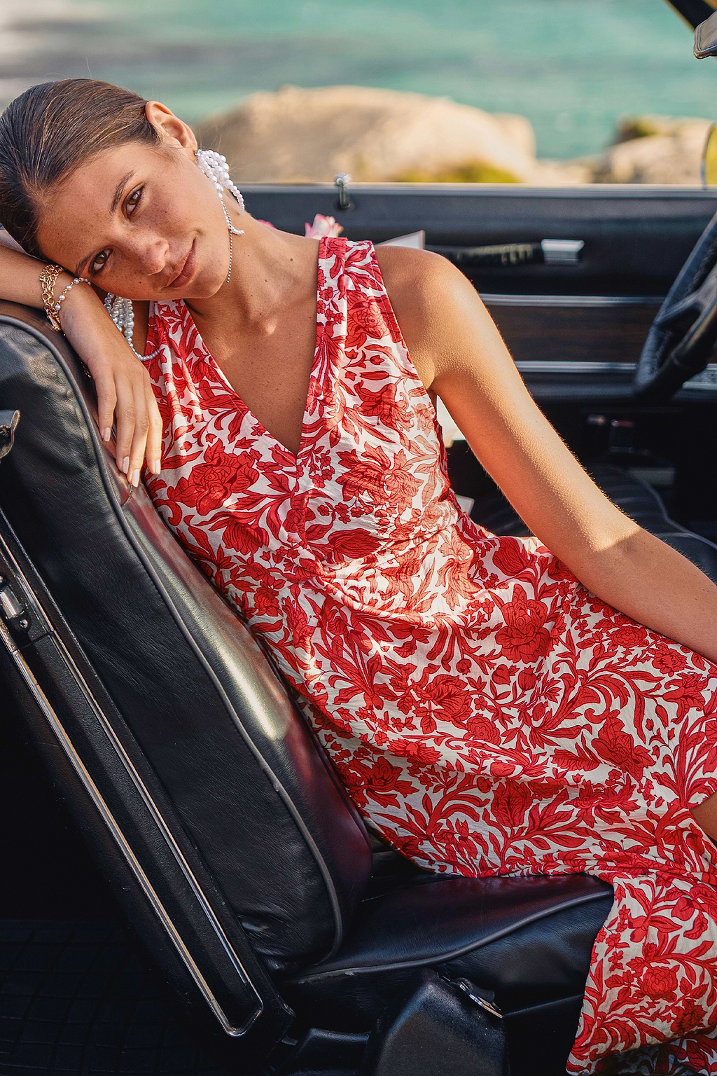 Rotes Ärmelloses V-Ausschnitt Midikleid mit Blumenmuster