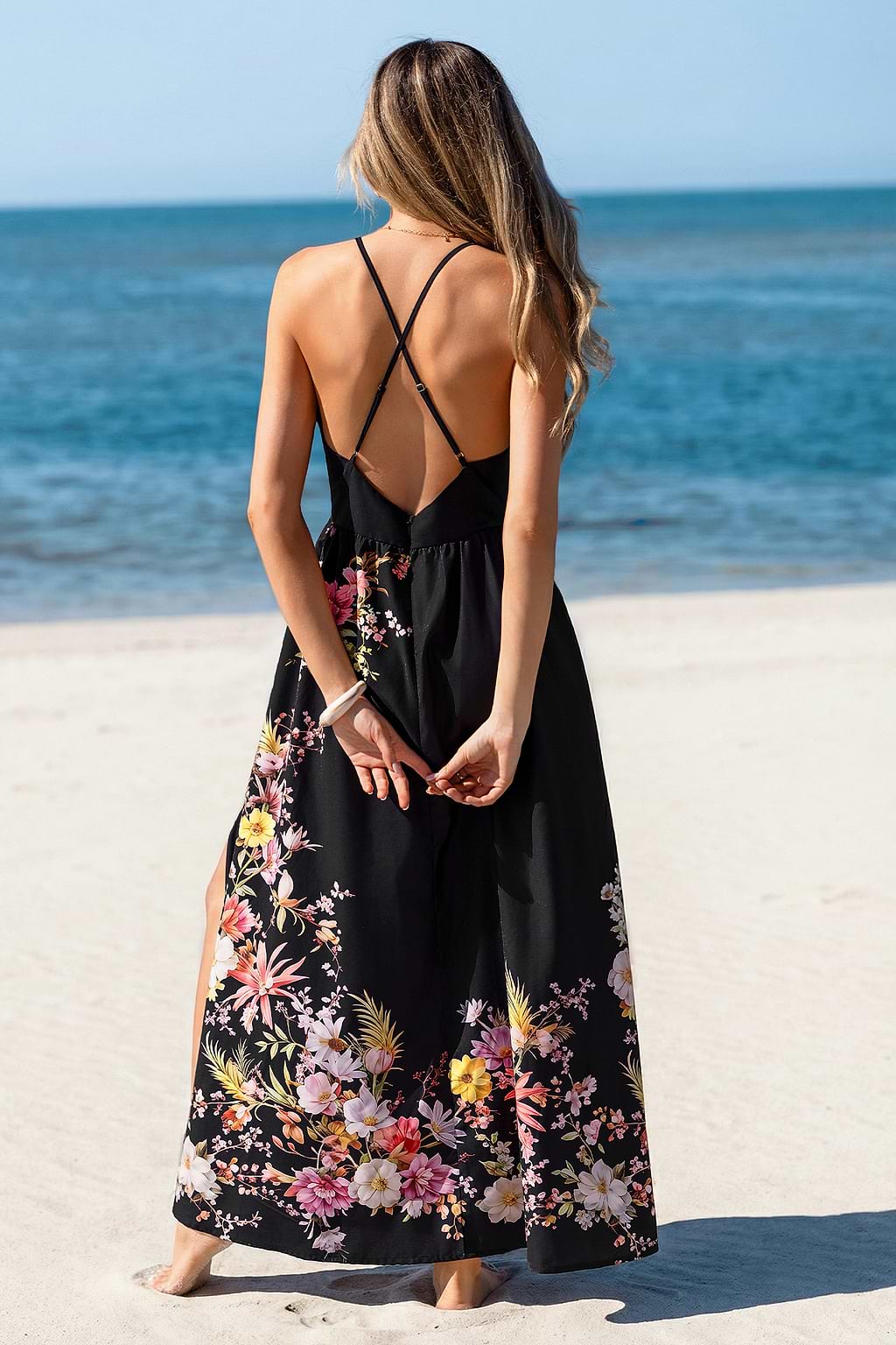 Abito lungo floreale senza spiegazioni