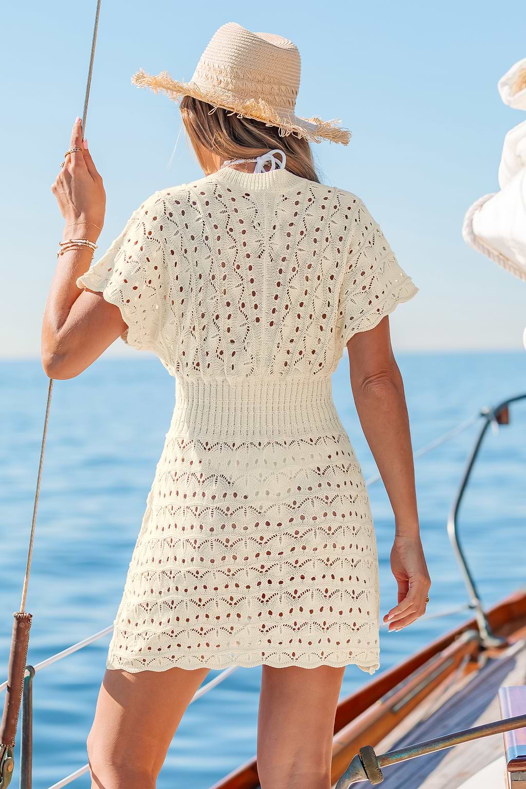 Beiges Tiefer Ausschnitt Kurzarm Mini-Strick-Strandkleid