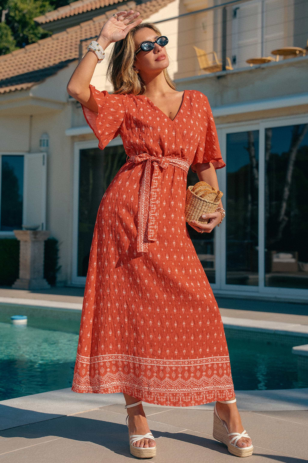 Orange Kurzarm Maxikleid mit Taillenband in Wickeloptik