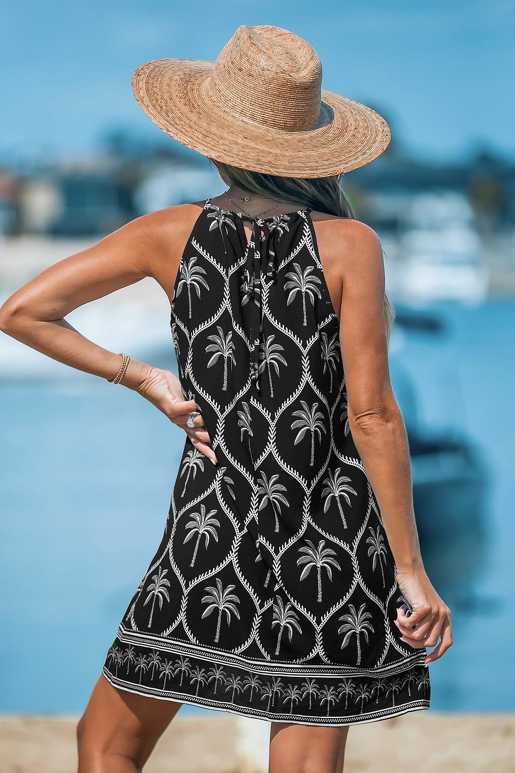 Intuïtieve  sierlijke mini-jurk