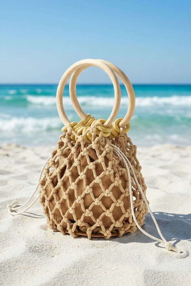 Khakifarbene Tasche im Knotendesign