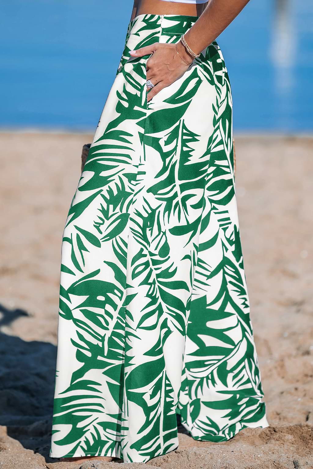 Pantaloni tropicali liberi da vincoli