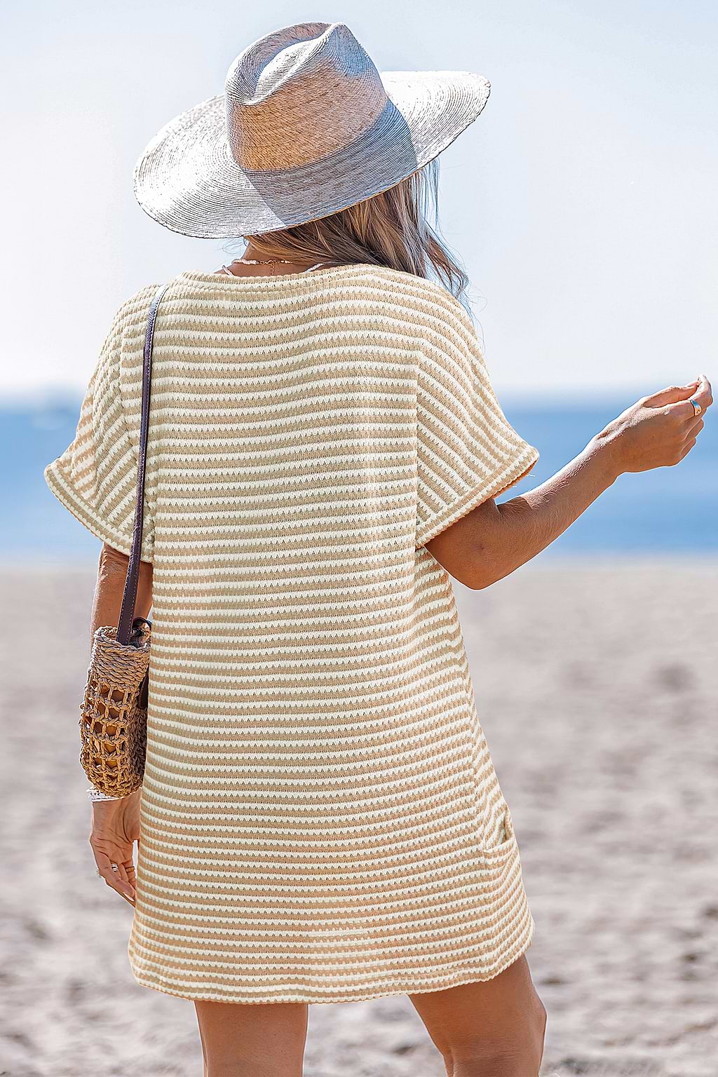 Robe cover up courte à rayures manches courtes