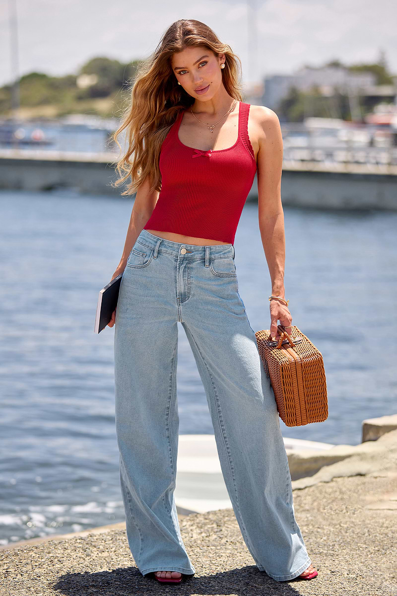 Hellblaue Wide-Leg-Jeans