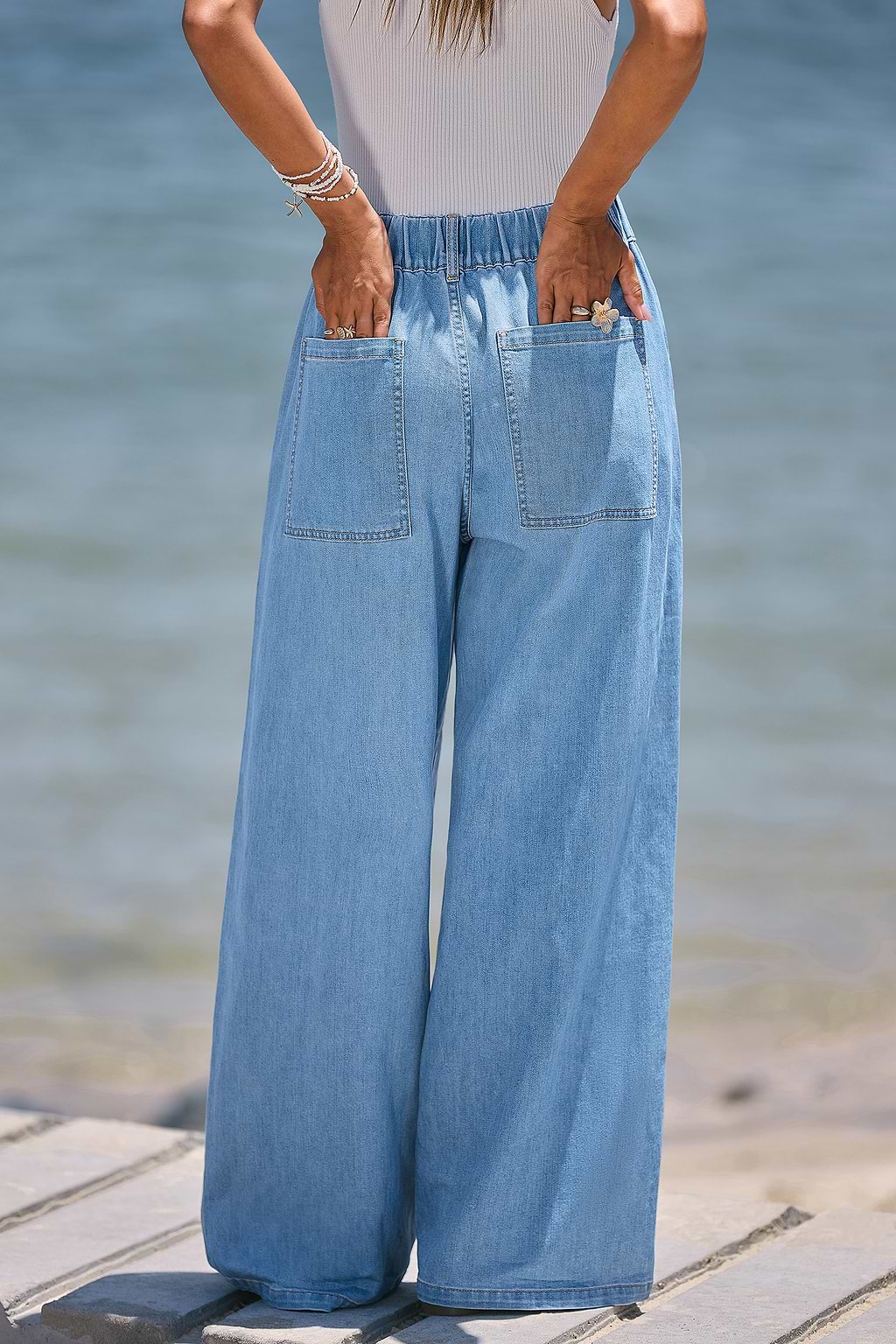 Chi è lei Blue Jeans