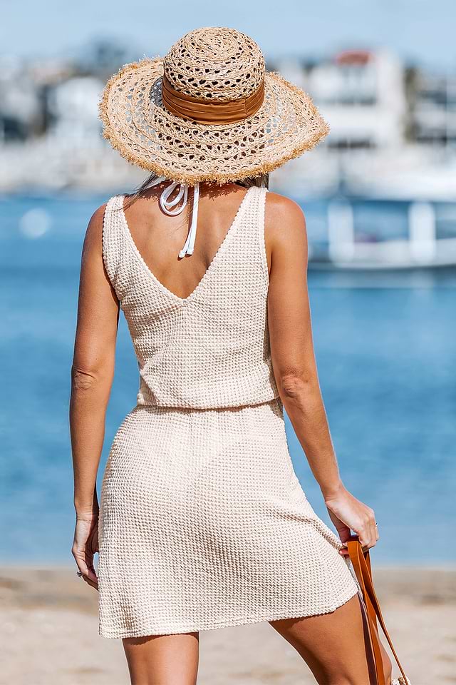 beige summer dress Fashion Summer Halter Beige Floral Print V-Neck Elastic Ruffle Layered Lace Detailed Mini Dress L / Beige