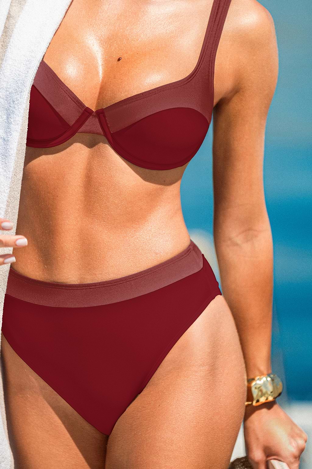 Bikini rouge à armature bretelles ajustables