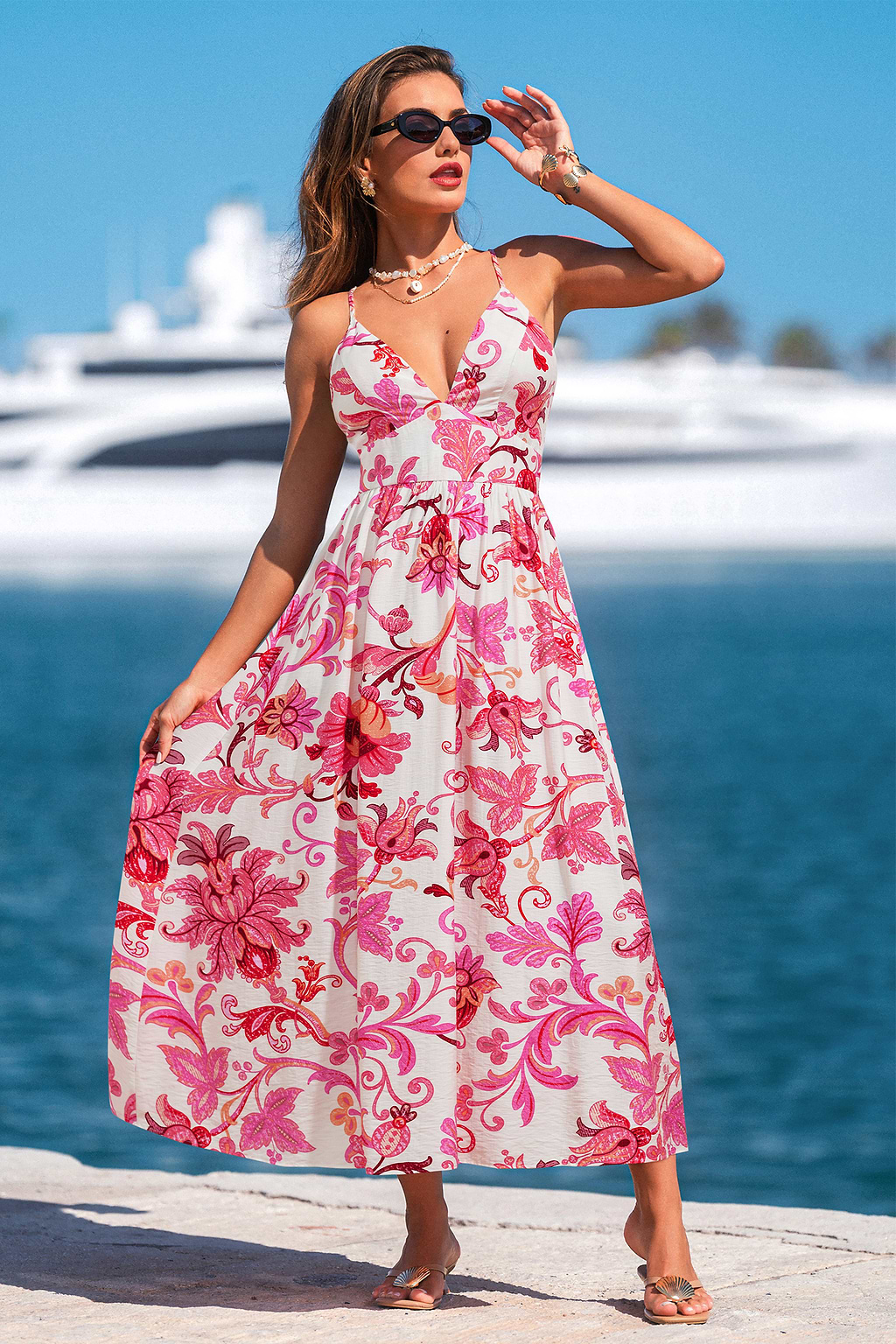 Rosa Geblümtes Maxi-Strandkleid mit tiefem Ausschnitt