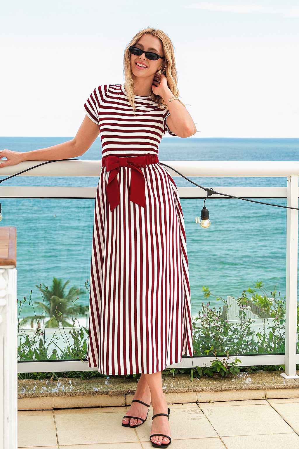 Vestido largo a rayas color cereza