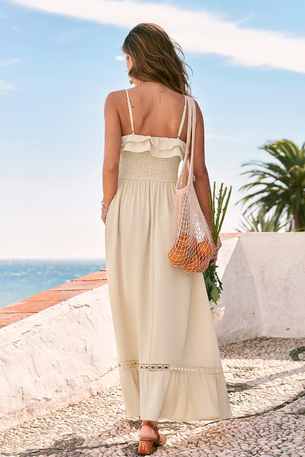 Beiges Gesmoktes Maxi-Strandkleid